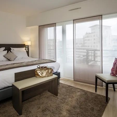 Residhome La Defense Apart-hotel Courbevoie