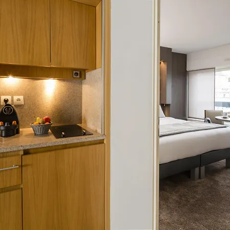 Residhome La Defense Aparthotel Courbevoie