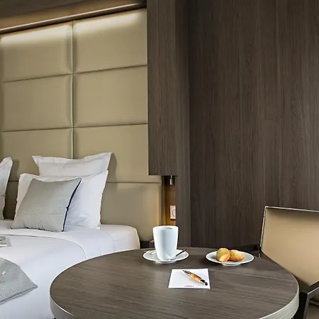 Aparthotel Residhome La Defense Courbevoie