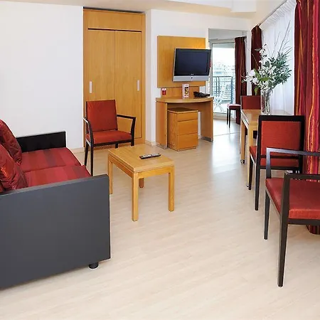 Residhome La Defense Aparthotel