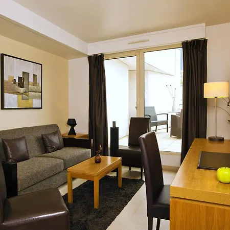 Residhome La Defense Aparthotel 4*